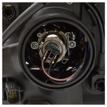 Load image into Gallery viewer, Faro Explorer 11-15 c/foco filo cromo izq.