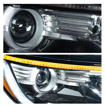 Load image into Gallery viewer, Faro CRV 17-19 C/luz de dia der.