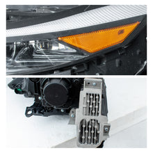 Load image into Gallery viewer, Faro Elantra 24-25 c/luz de dia full Led izq.