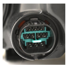 Load image into Gallery viewer, Faro Rio sedan 18-23 c/lupa c/luz de dia der.