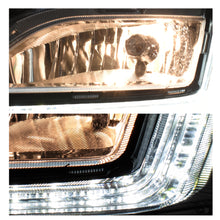 Cargar imagen en el visor de la galería, Faro niebla Tucson 19-21 limited c/luz de dia izq.