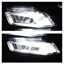 Cargar imagen en el visor de la galería, Faro de niebla Sportage 23-25 Led izq.