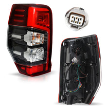 Cargar imagen en el visor de la galería, Calavera L200 20-24 Gls c/arnes c/Led izq.