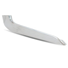 Load image into Gallery viewer, Moldura de def. L200 20-24 cromo inf. derecha