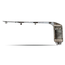 Load image into Gallery viewer, Moldura de def. L200 20-24 cromo sup. izquierda