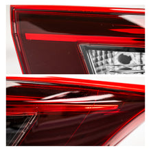 Load image into Gallery viewer, Calavera Mazda 3 sedan 14-18 s/LED interior derecha