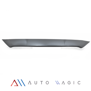 Moldura de defensa Mazda 3 17-19 seccion cofre