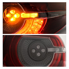 Load image into Gallery viewer, Calavera Mazda 3 19-24 sedan  i sport LED exterior derecha