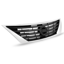 Cargar imagen en el visor de la galería, Parrilla Versa 12-14 c/mold. cromo