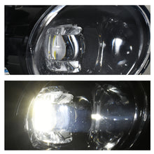 Cargar imagen en el visor de la galería, Faros de niebla Versa 12-14/ Platina 02-10/ Sentra 04-06/ Almerra 02-04/ Xtrail 04-07/ Micra 05-07/ Clio 01-09/ Koleos Led