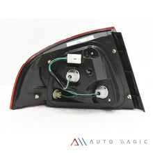 Load image into Gallery viewer, Calavera Sentra 04-06 c/focos der.