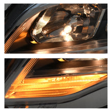 Cargar imagen en el visor de la galería, Faro Peugeot 301 18-22 izq.