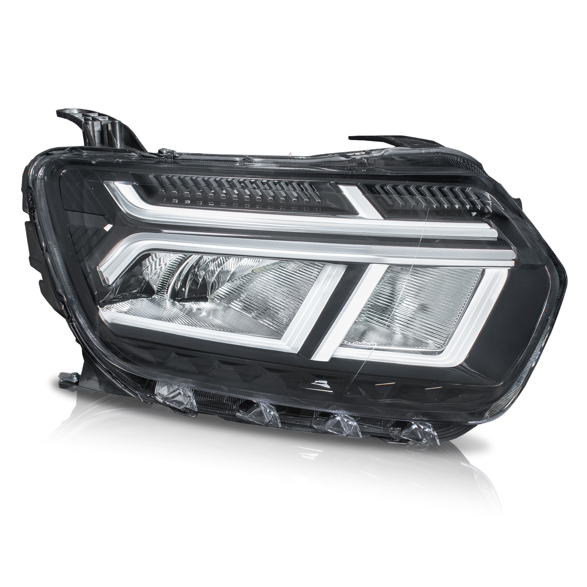 Faro Duster 25-26 c/luz de dia, c/foco Led filo cromo der.