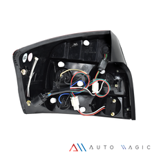 Load image into Gallery viewer, Calaveras Audi A4 01-04 LED rojas Performance