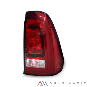 Calaveras Hilux 16-23 LED rojas rojas performance