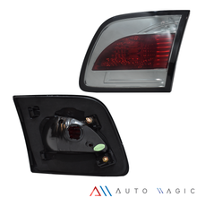 Cargar imagen en el visor de la galería, Calaveras Mazda 3 sedan 03-08 negras Performance