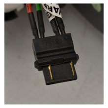 Load image into Gallery viewer, Calaveras Silverado 07-18 Led negras