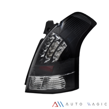 Load image into Gallery viewer, Calaveras Swift 04-10 LED rojas Performance