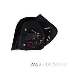 Load image into Gallery viewer, Calaveras Bmw Serie1 04-11 LED negras Performance