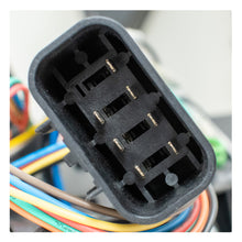 Load image into Gallery viewer, Faros Sierra 14-17 c/lupa y luz de dia