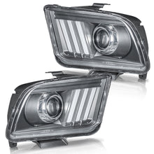 Cargar imagen en el visor de la galería, Faros Mustang 05-09 c/lupa y luz de dia Performance