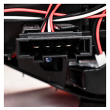 Load image into Gallery viewer, Calavera Leon FR 17-20 Led interior Izq.