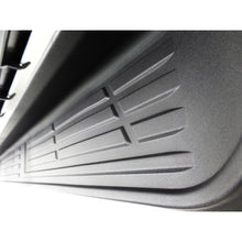 Load image into Gallery viewer, Estribos Hilux 16-19 estilo oem