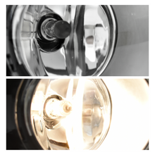 Load image into Gallery viewer, Faro niebla Yaris 06-24 Hilux 16-20 Prius 14-15 Rav4 06-12 Corolla 09-16 Camry 07-15 Avanza 07-11 Tacoma 12-17 Sienna 11-17 4Runner 10-13 Tundra 14-16 c/foco der.