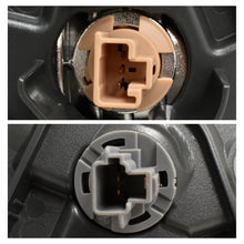 Load image into Gallery viewer, Calavera Corolla 14-16 c/focos exterior izq.