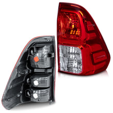 Load image into Gallery viewer, Calavera Hilux 16-24 s/arnes der.