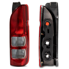 Load image into Gallery viewer, Calavera Hiace 05-13 s/arnes der.