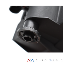 Load image into Gallery viewer, Kit faros de niebla Hilux 12-15 c/arnes, y switch focos 9006