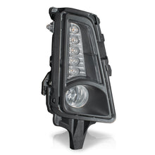 Load image into Gallery viewer, Faros de niebla Hiace 20-25 KIT c/luz de dia, c/arnes y switch univ.