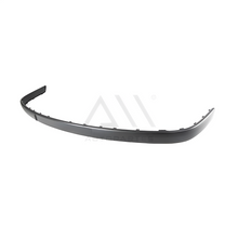 Cargar imagen en el visor de la galería, Moldura de defensa Jetta 00-07 del. lisa