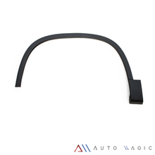 Load image into Gallery viewer, Cantonera Tiguan 09-17 c/grapas del. izq.