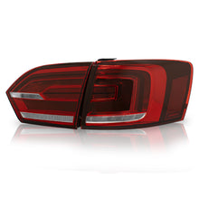 Load image into Gallery viewer, Calaveras Jetta 11-14 LED tipo Gli rojas Performance