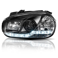 Cargar imagen en el visor de la galería, Faros Golf A4 99-02 c/lupa tira de Led
