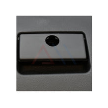 Load image into Gallery viewer, Tapa de guantera Jetta/Golf 00-07 dentada nga.