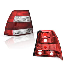 Load image into Gallery viewer, Calavera Jetta 04-07 rojo/blanco izq.