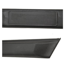 Cargar imagen en el visor de la galería, Molduras de puerta Golf/Jetta 91-92 4ptas. delgadas corrugadas