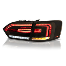 Load image into Gallery viewer, Calaveras Jetta 11-14 LED tipo Gli negras Performance