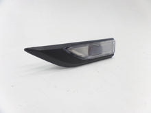 Load image into Gallery viewer, Cuarto direccional izquierda salp.Transporter/Caddy 16-18