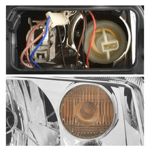 Load image into Gallery viewer, Faro Jetta VR6 00-07 con lupa en niebla derecho