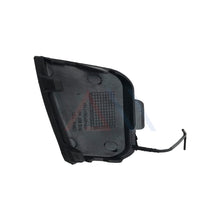 Load image into Gallery viewer, Tapa de remolque Golf 15-17 defensa tras.