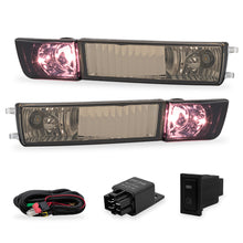 Load image into Gallery viewer, Faros de niebla Humo + cuartos Golf/Jetta 93-99 c/arnes switch univ. y focos