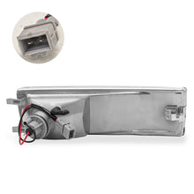 Load image into Gallery viewer, Faros de niebla Humo + cuartos Golf/Jetta 93-99 c/arnes switch univ. y focos