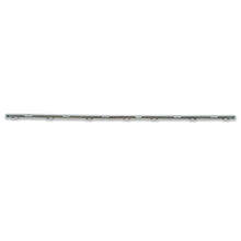 Cargar imagen en el visor de la galería, Moldura de cajuela Polo 13-22 cromo