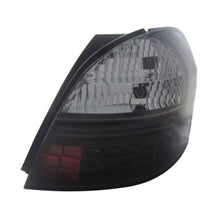Load image into Gallery viewer, Calaveras Yaris H.B 06-08 LED negras Performance