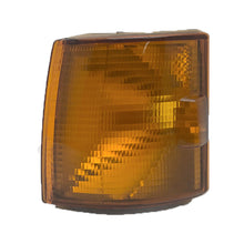 Load image into Gallery viewer, Cuarto direccional izquierdo Eurovan 01-04